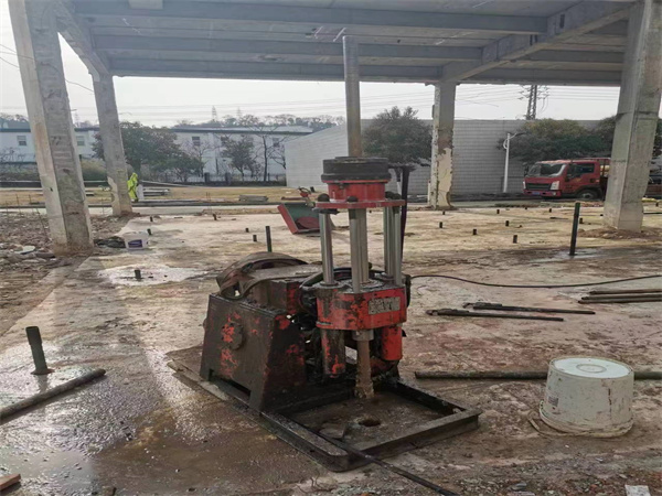 尖扎袖阀管小导管注浆加固施工工艺